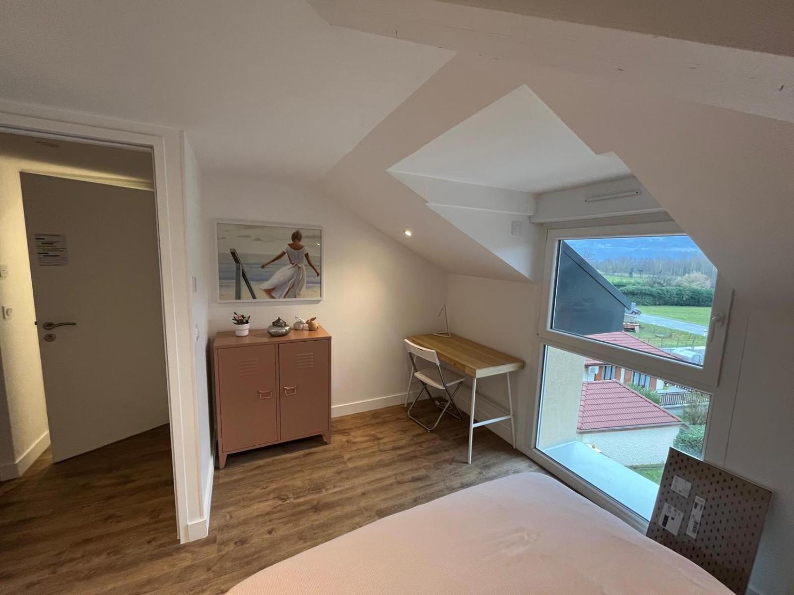 Ferienwohnung Maison Des Fleurs La Terrasse  Exterior foto